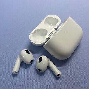 3rd Gen Apple AirPods
